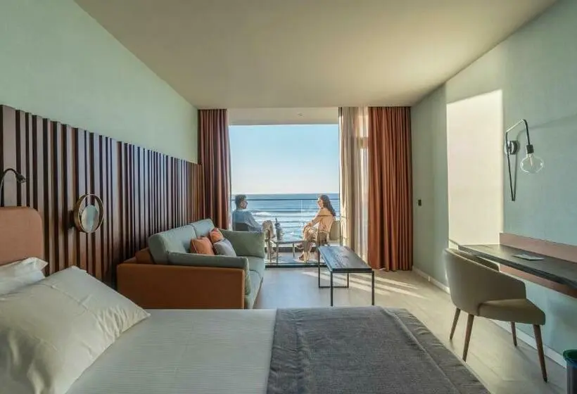 سوییت جونیور با چشمانداز دریا, Verde Mar & Spa