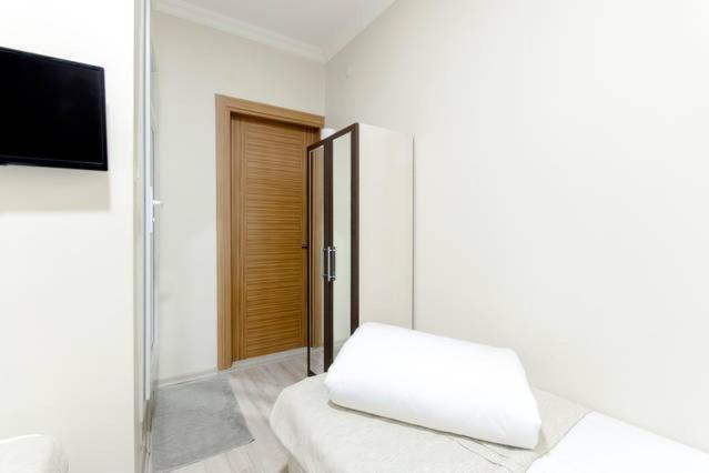 اتاق لوکس سه تخته, Agora Park