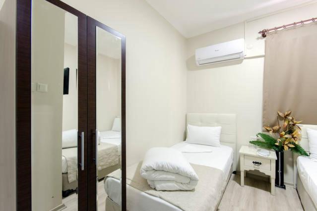 اتاق لوکس سه تخته, Agora Park