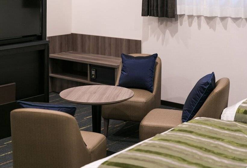 غرفة قياسية ثلاثية, Mystays Nagoya Nishiki