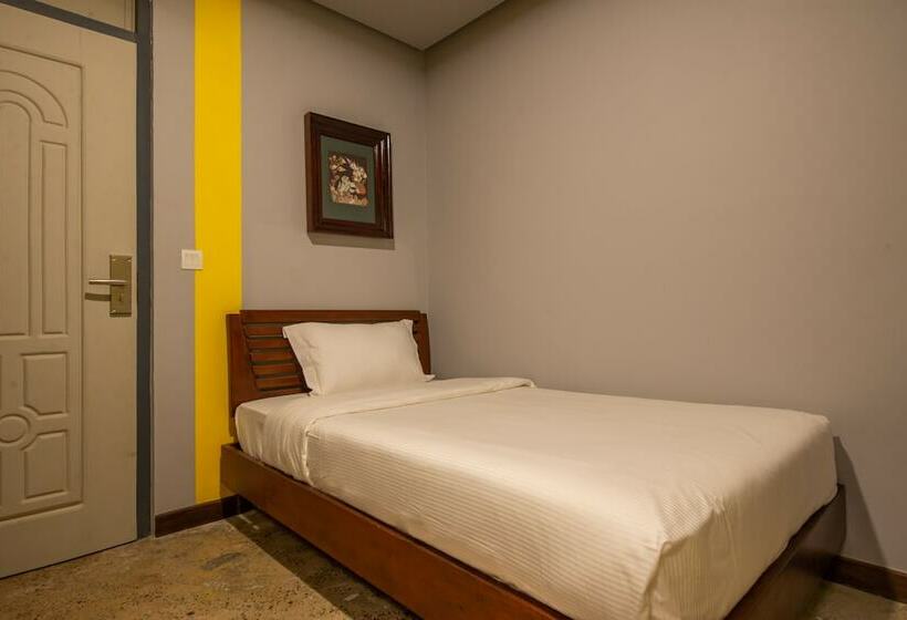 バスルーム共有のシングルスタンダード, The Twizt   Lifestyle Hostel &