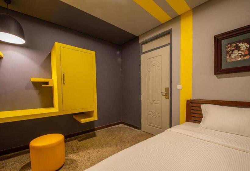 اتاق استاندارد یک تخته با سرویس بهداشتی مشترک, The Twizt   Lifestyle Hostel &