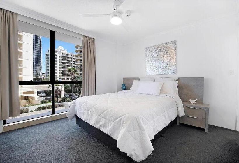 شقة ديلوكس غرفتين نوم مطلة على البحر, Olympus Beachfront Apartments