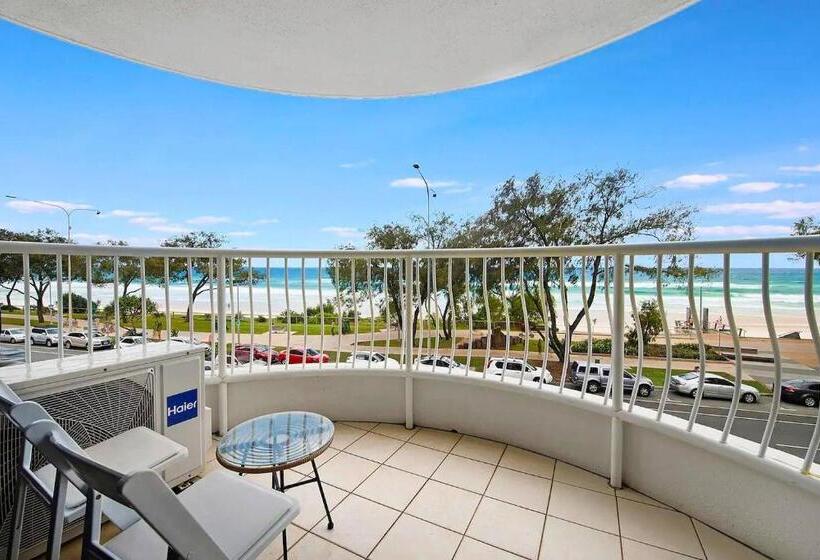 شقة ديلوكس غرفتين نوم مطلة على البحر, Olympus Beachfront Apartments