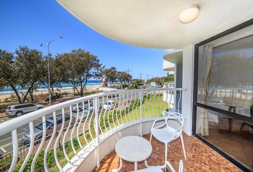 Апартаменты 2 Спальни Вид на Море, Olympus Beachfront Apartments