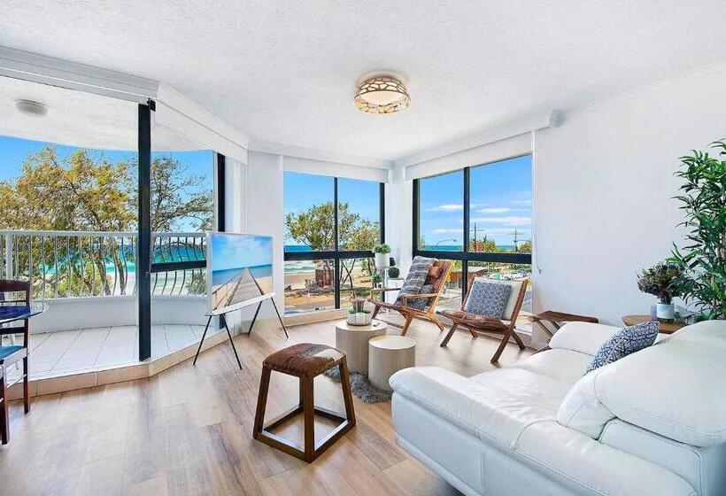 شقة ديلوكس غرفتين نوم مطلة على البحر, Olympus Beachfront Apartments