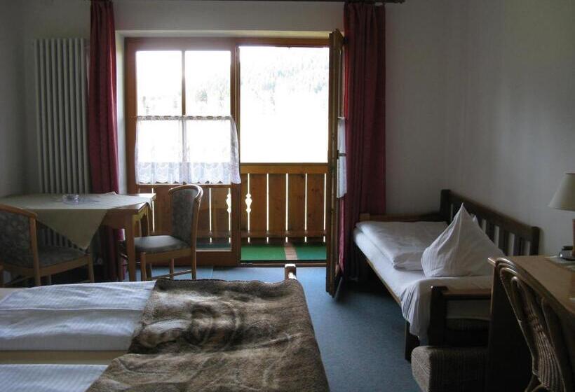 غرفة قياسية ثلاثية, Alpenhotel Allgäu