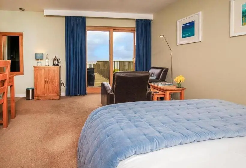 4ベッドルームアパートメント, Broad Bay House