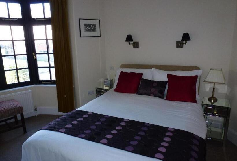 带海景的标准房, Royal