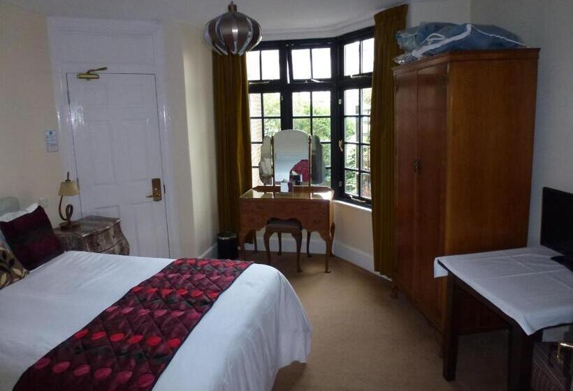 标准间内部标间, Royal