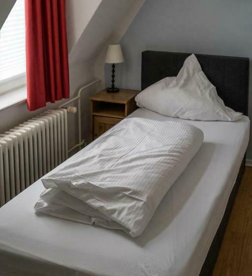 스탠다드 싱글 룸, The Dubliner Hotel & Irish Pub