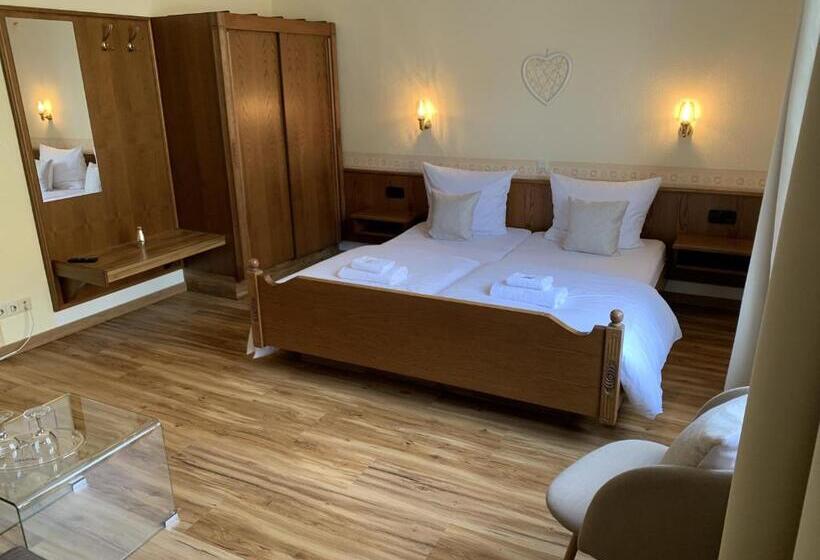 スタンダードルーム, Zur Schönen Aussicht