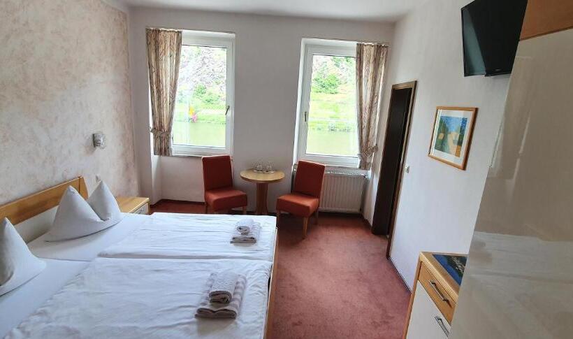 デラックスルーム, Zur Schönen Aussicht