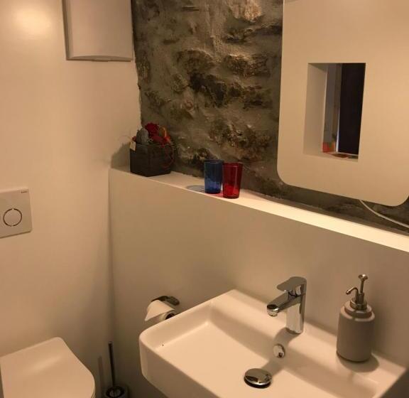 חדר סטנדרט לשלושה, La Grande Maison