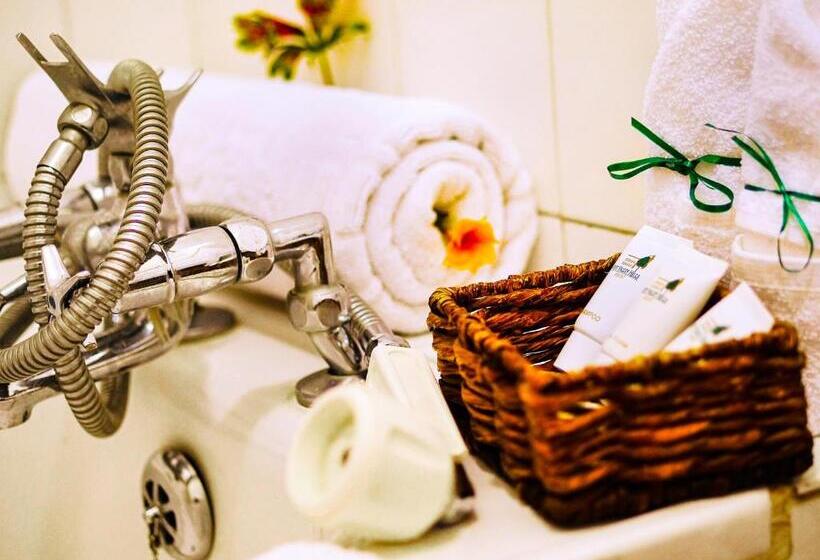 اتاق استاندارد, Rift Valley Hills Resort