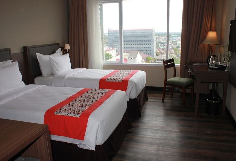 Номер Deluxe, Swiss Belhotel Pangkalpinang