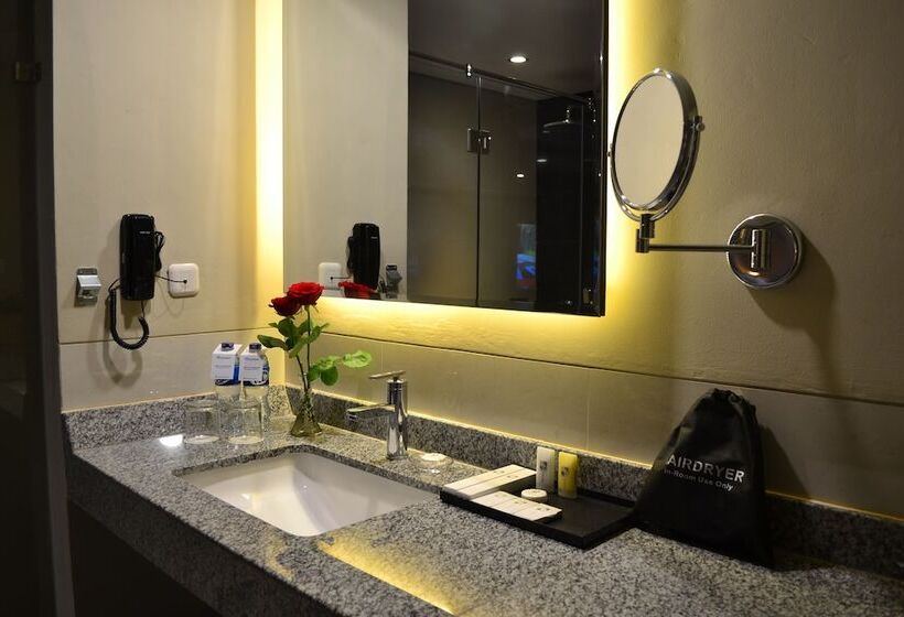 Люкс, Swiss Belhotel Pangkalpinang