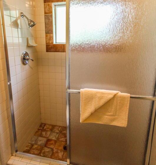 スタンダードスタジオ, The Lodge At Lake Tahoe