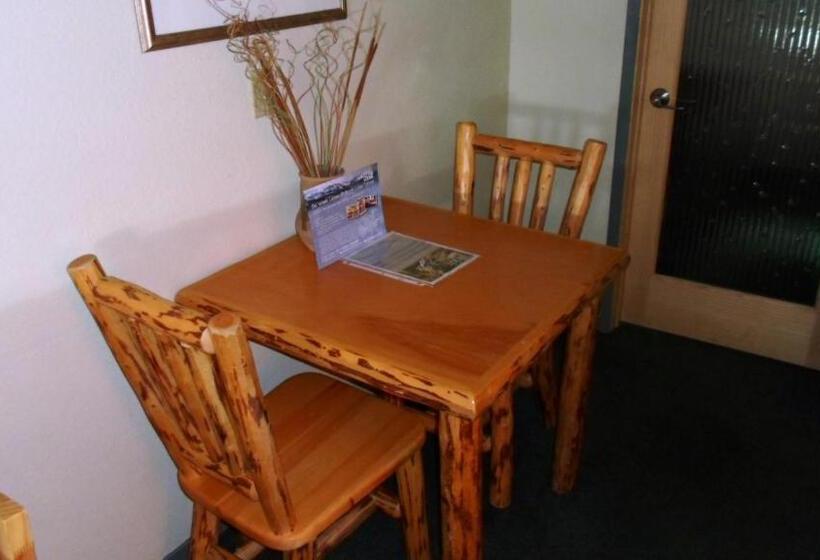 スタンダードスタジオ, The Lodge At Lake Tahoe