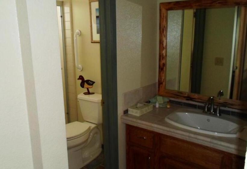 スイート, The Lodge At Lake Tahoe