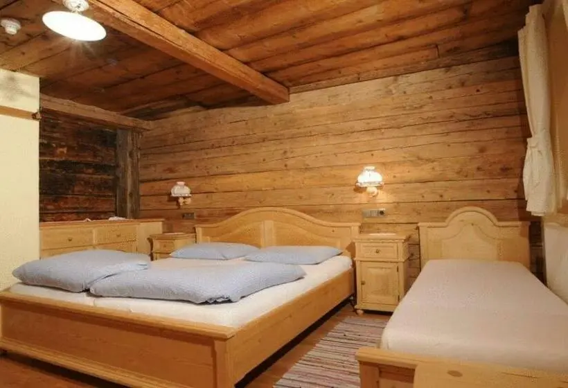 اتاق استاندارد سه نفره, Glinzhof Mountain Natur Resort Agriturismo