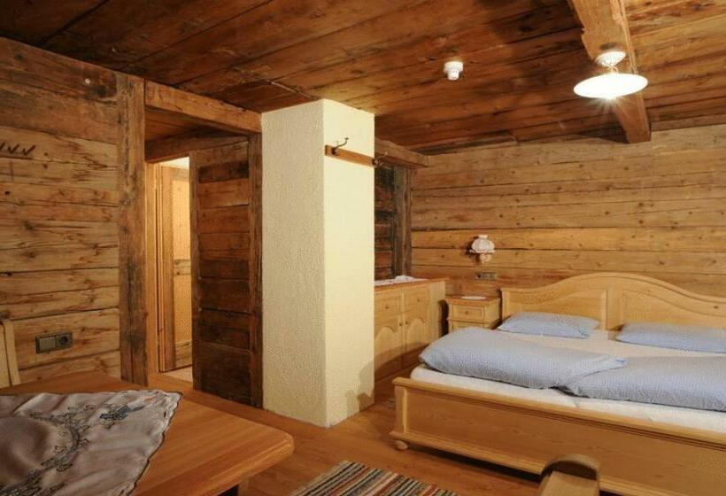 Номер Стандарт Трехместный, Glinzhof Mountain Natur Resort Agriturismo