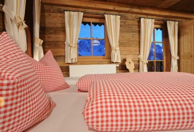 اتاق کلاسیک چهارنفره, Glinzhof Mountain Natur Resort Agriturismo