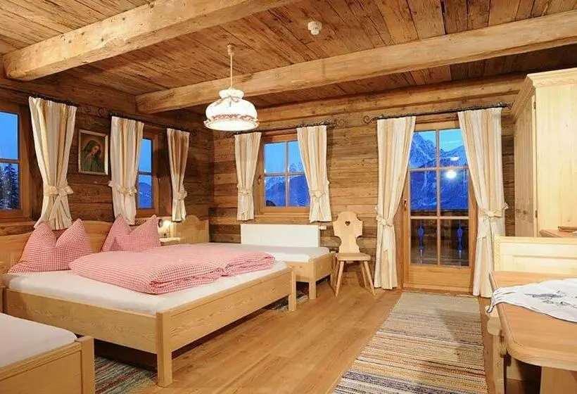 اتاق کلاسیک چهارنفره, Glinzhof Mountain Natur Resort Agriturismo