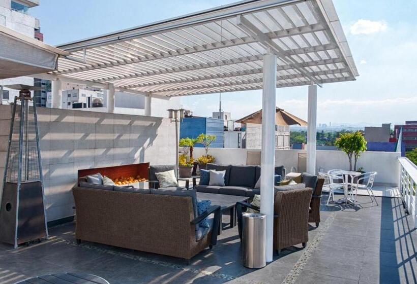 اتاق استاندارد, Lombardo Suites