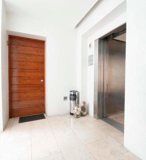 اتاق استاندارد, Lombardo Suites