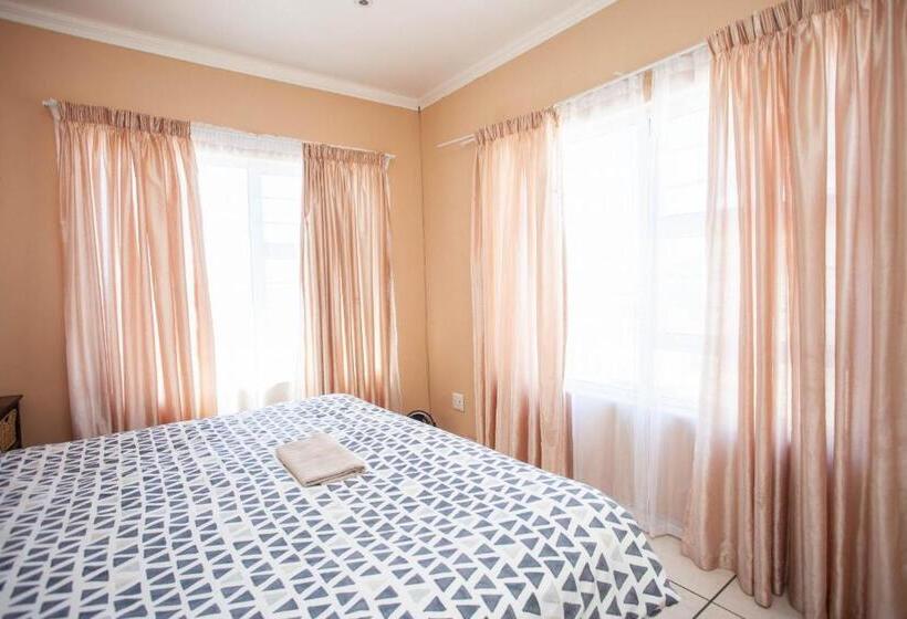 דירת 4 חדרים, Dolphin Dance Lodge