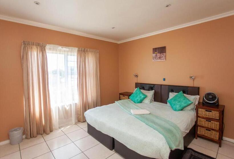 Апартаменты 4 Спальни, Dolphin Dance Lodge