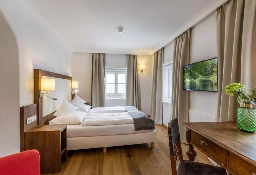 Полулюкс, Gasthof Blaue Quelle