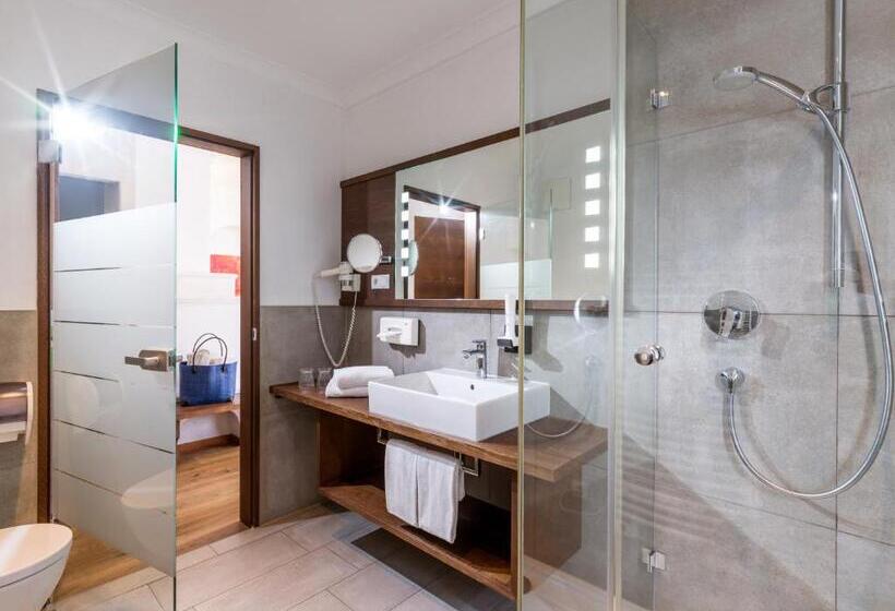 Полулюкс, Gasthof Blaue Quelle