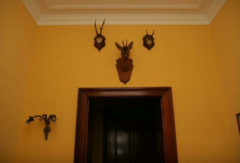 デラックススイート, New Castle