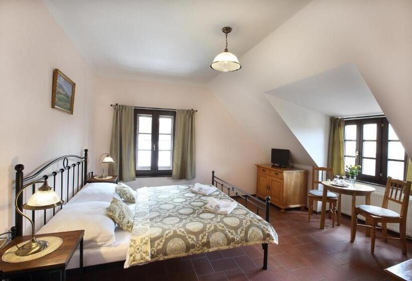 Номер Стандарт, Penzion Na 15. Poledníku