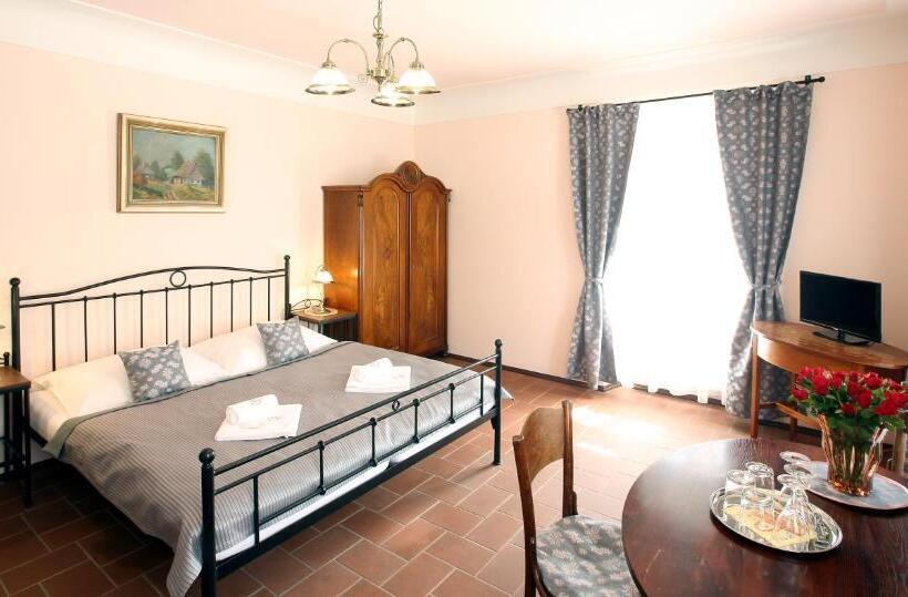 Четырехместный Номер Стандарт, Penzion Na 15. Poledníku