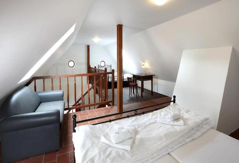 Family Suite, Penzion Na 15. Poledníku