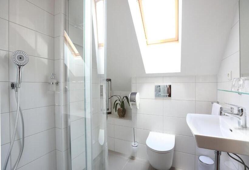 Номер Стандарт, Penzion Na 15. Poledníku