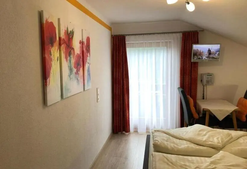 ２ベッドルームアパートメント, Schlossnerhof