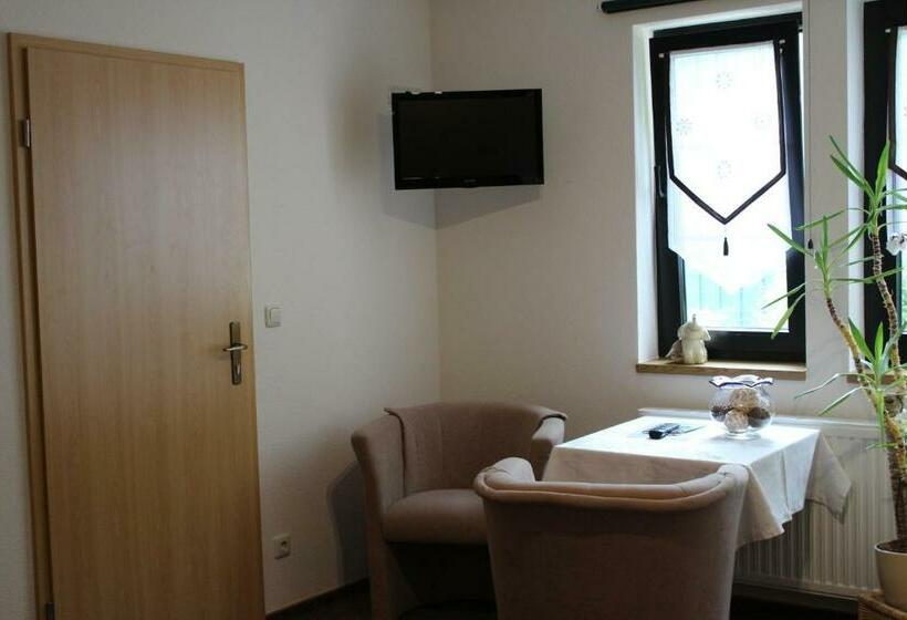 חדר סטנדרט לשלושה, Gästehaus Zum Felsenkeller