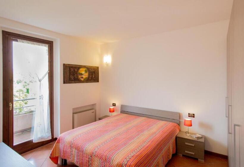 带一卧室的室内套房, Residenza Corte Casara