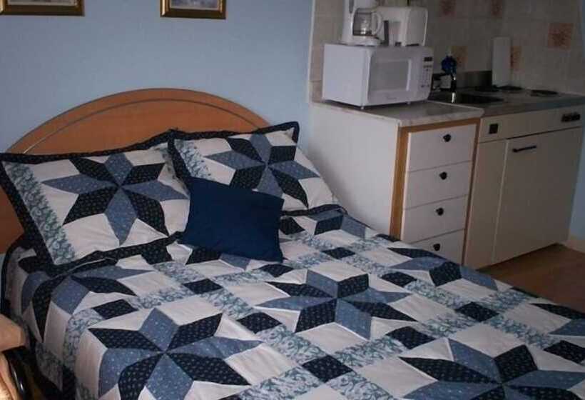 スーペリアスタジオ, Auberge La Veranda