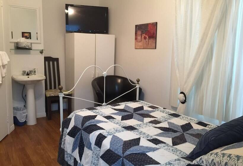 スーペリアスタジオ, Auberge La Veranda