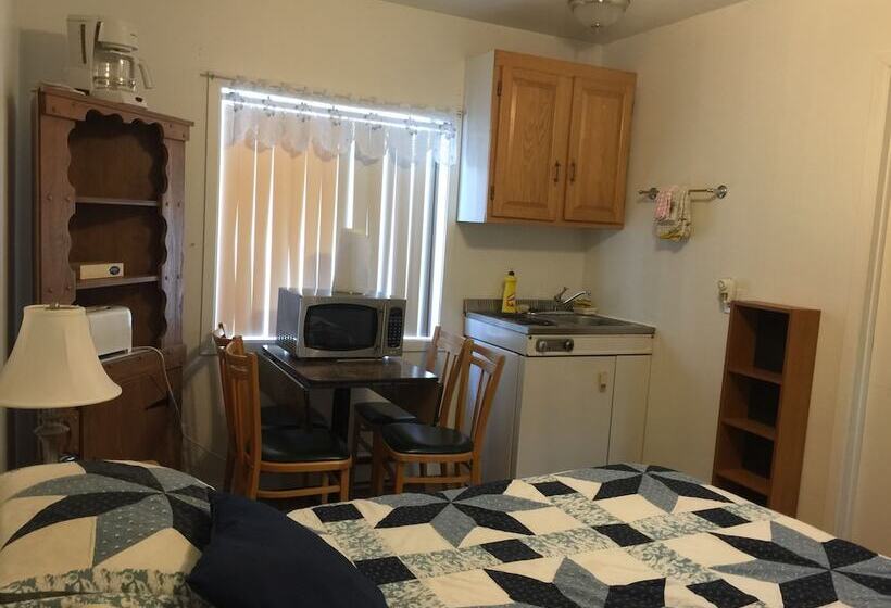 スーペリアスタジオ, Auberge La Veranda