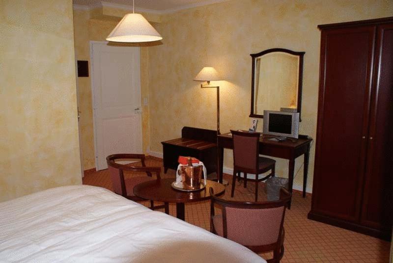 غرفة سوبيريور, De Bahyse