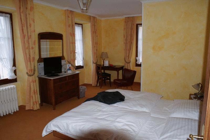 غرفة سوبيريور, De Bahyse