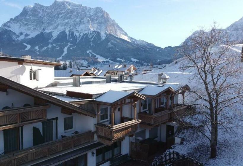 ファミリールーム, Juchhof