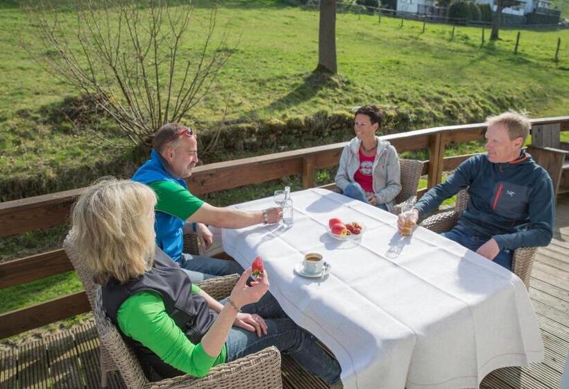 דירת שני חדרים, Gasthof Zur Post