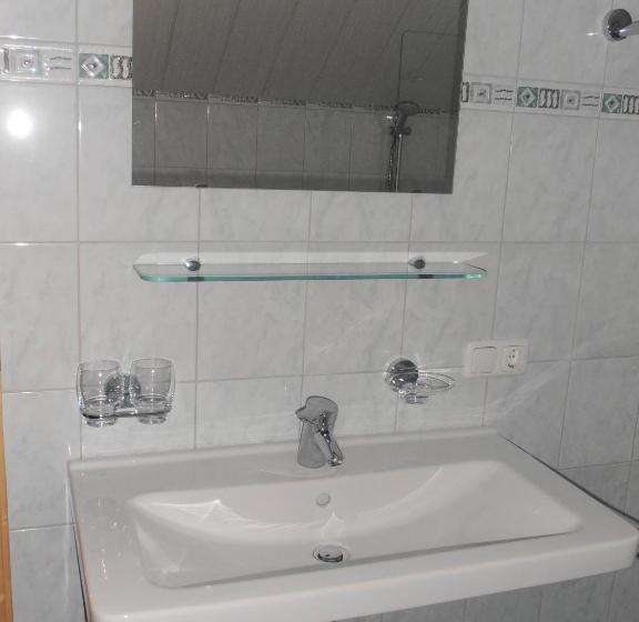 شقة غرفة واحدة, Haus Kendlinger